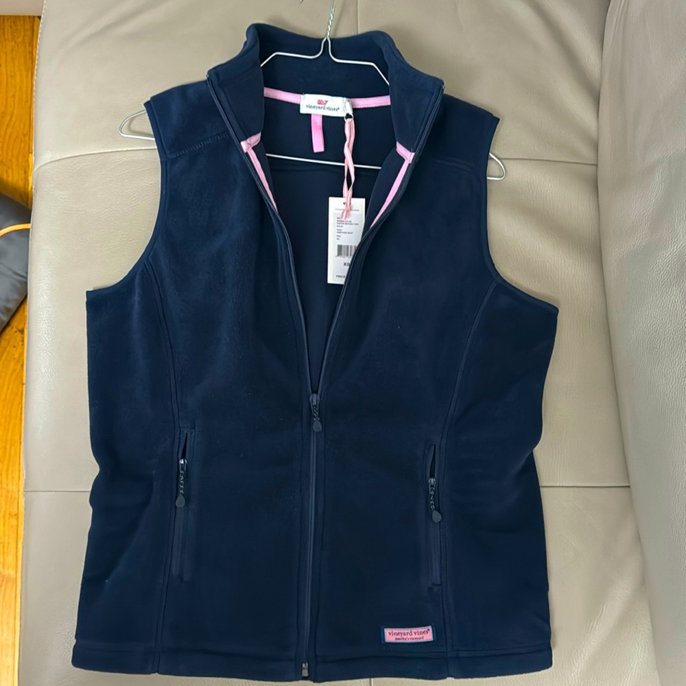 Vineyard Vines fleece vest
